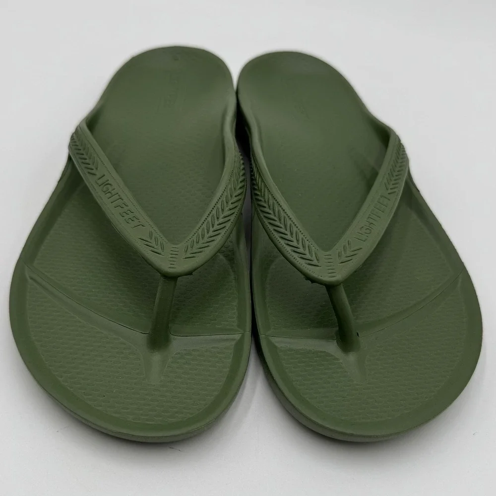 Lightfeet Arch Support Flip Flops Sandals Women 9 / Men 8 Green Beach Vacation
